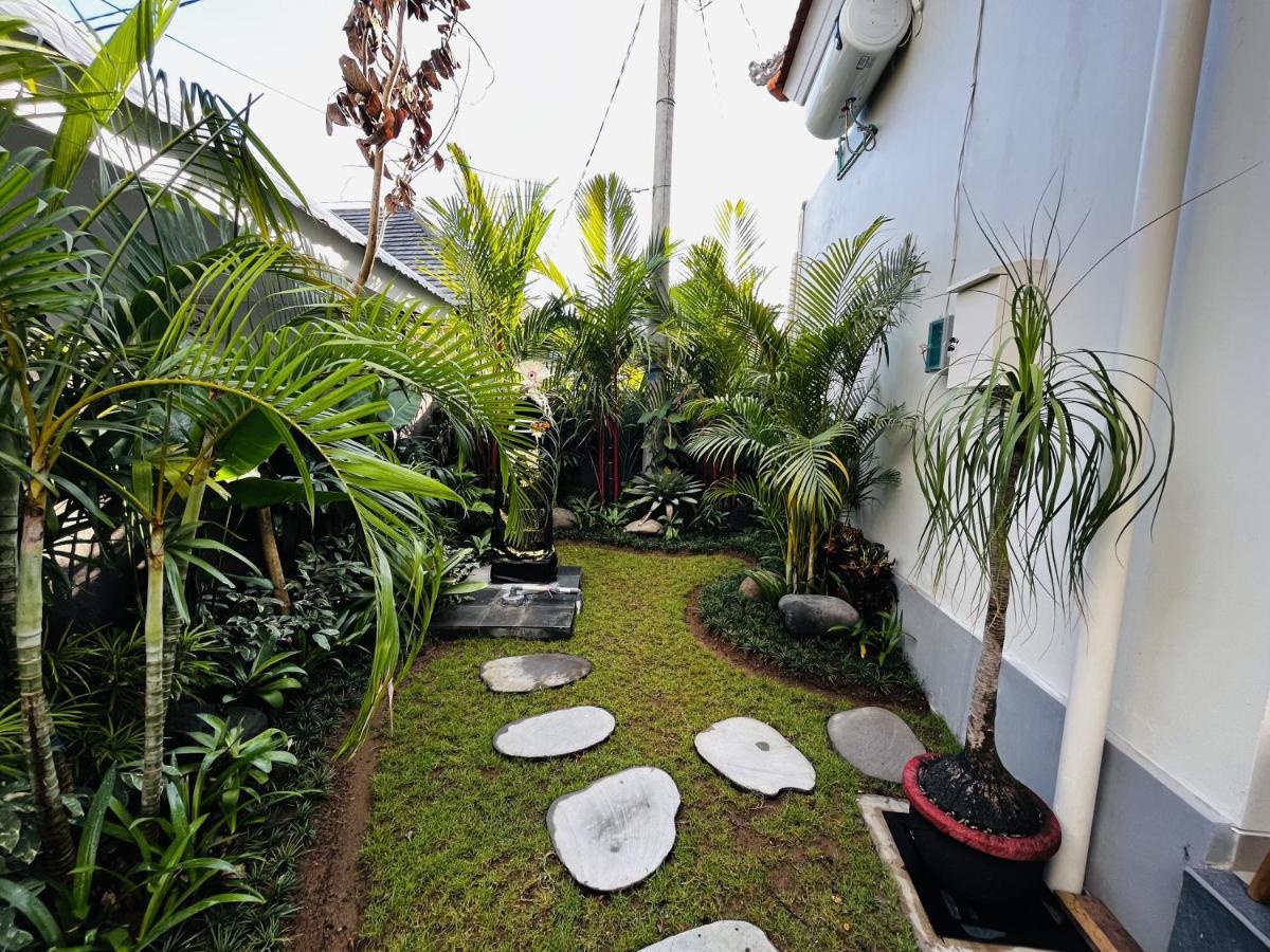 Cecillia Guesthouse Canggu Екстер'єр фото