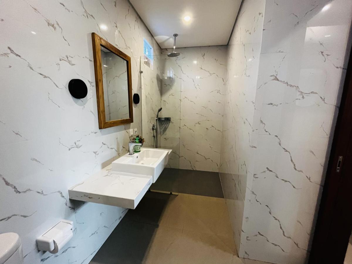 Cecillia Guesthouse Canggu Екстер'єр фото